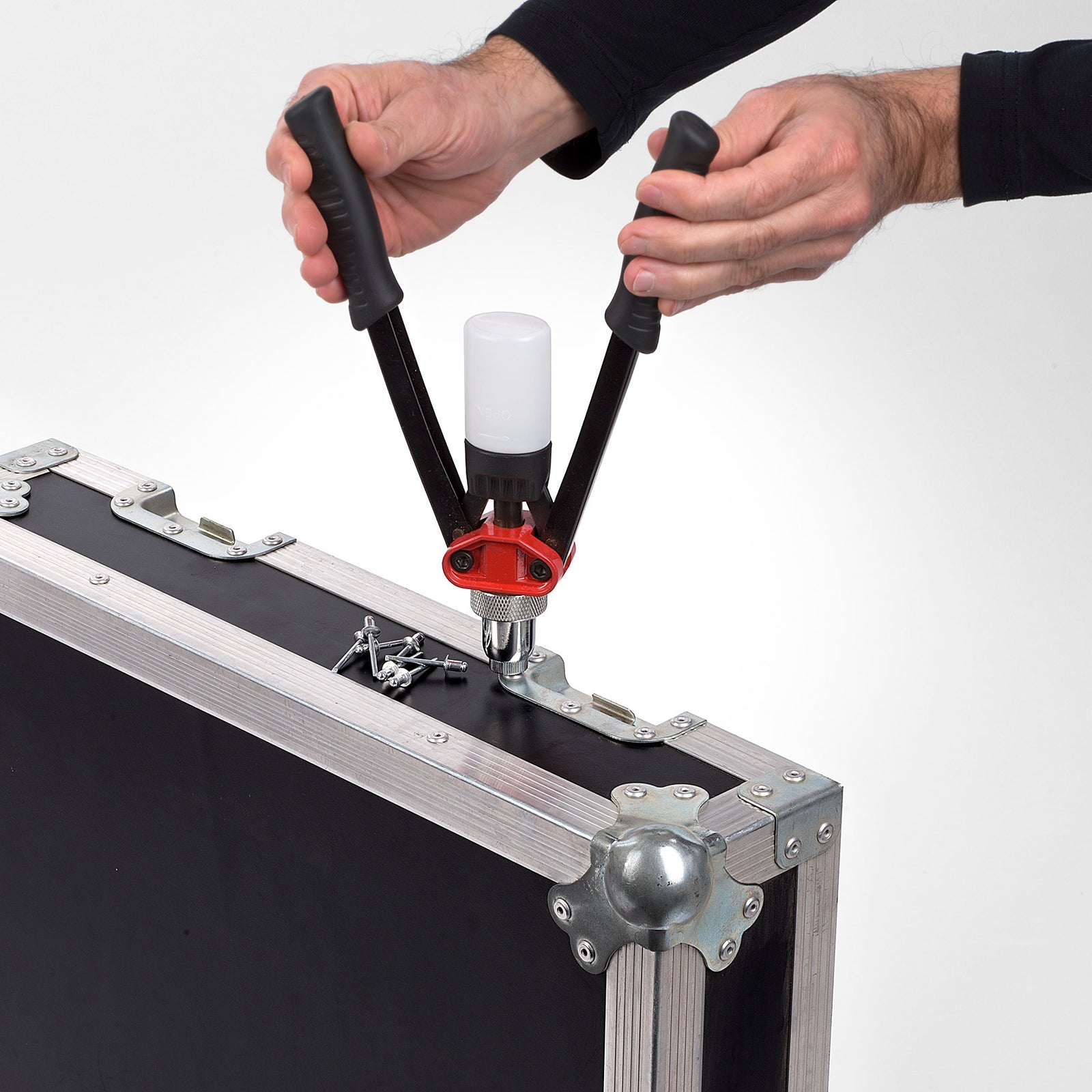 Popnittetang 4-i-1 med ergonomisk greb
