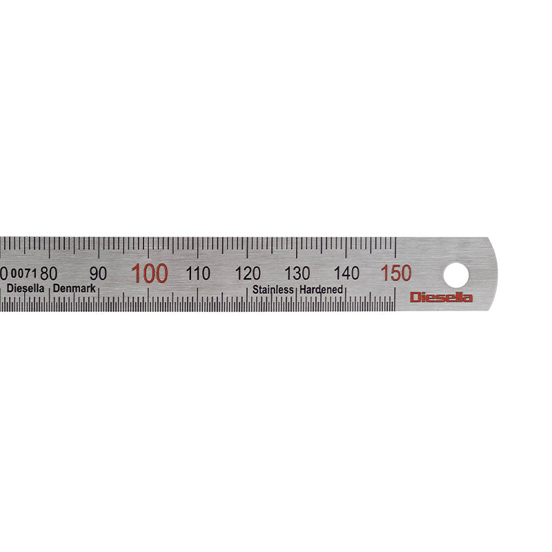 Stållineal 150 × 15 × 0,5 mm, klasse II