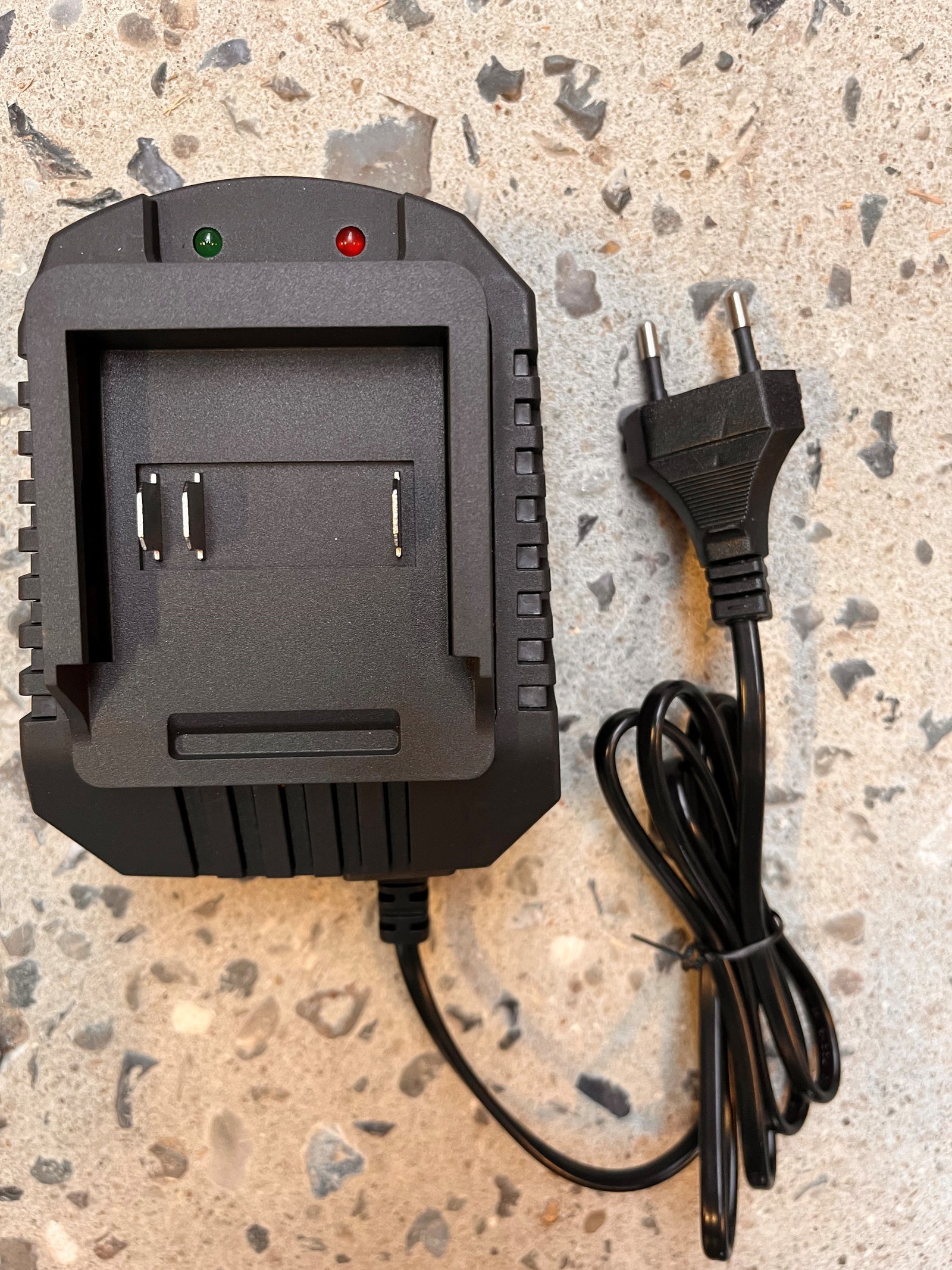Lader til 21 volt fedtpresser
