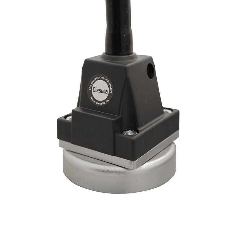 Magnetbeslag Ø80 mm til LED-maskinlys med 47 × 47 mm monteringshuller