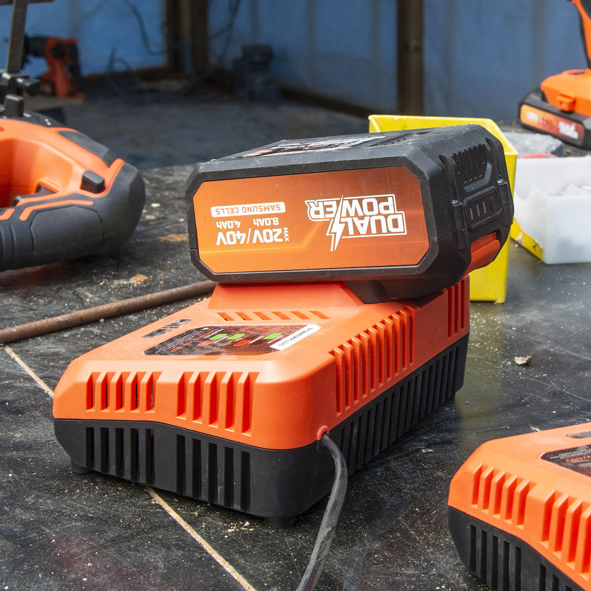 Oplader 20/40 Volt 4.0 A DUAL POWER