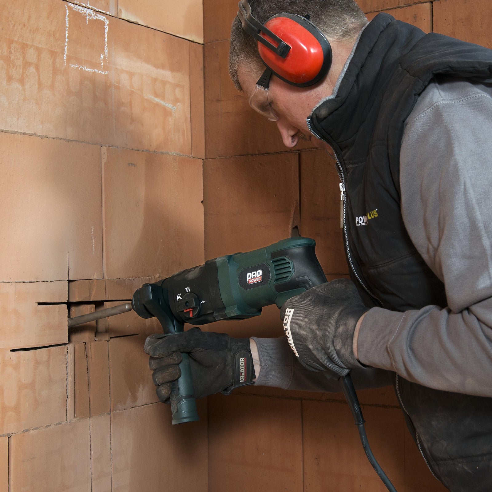 Borehammer 800 watt i kuffert