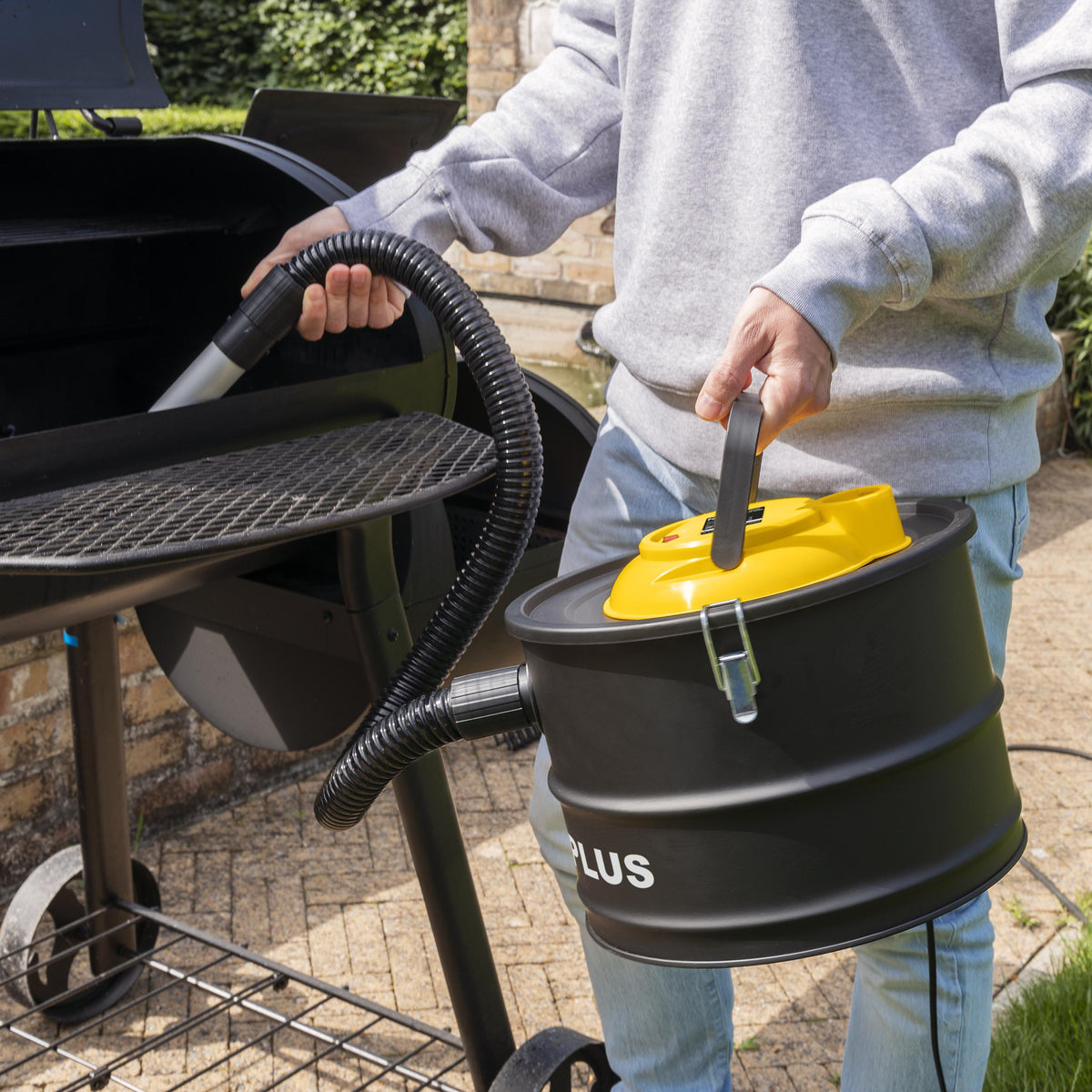 Askestøvsuger 15 liter 1000 watt