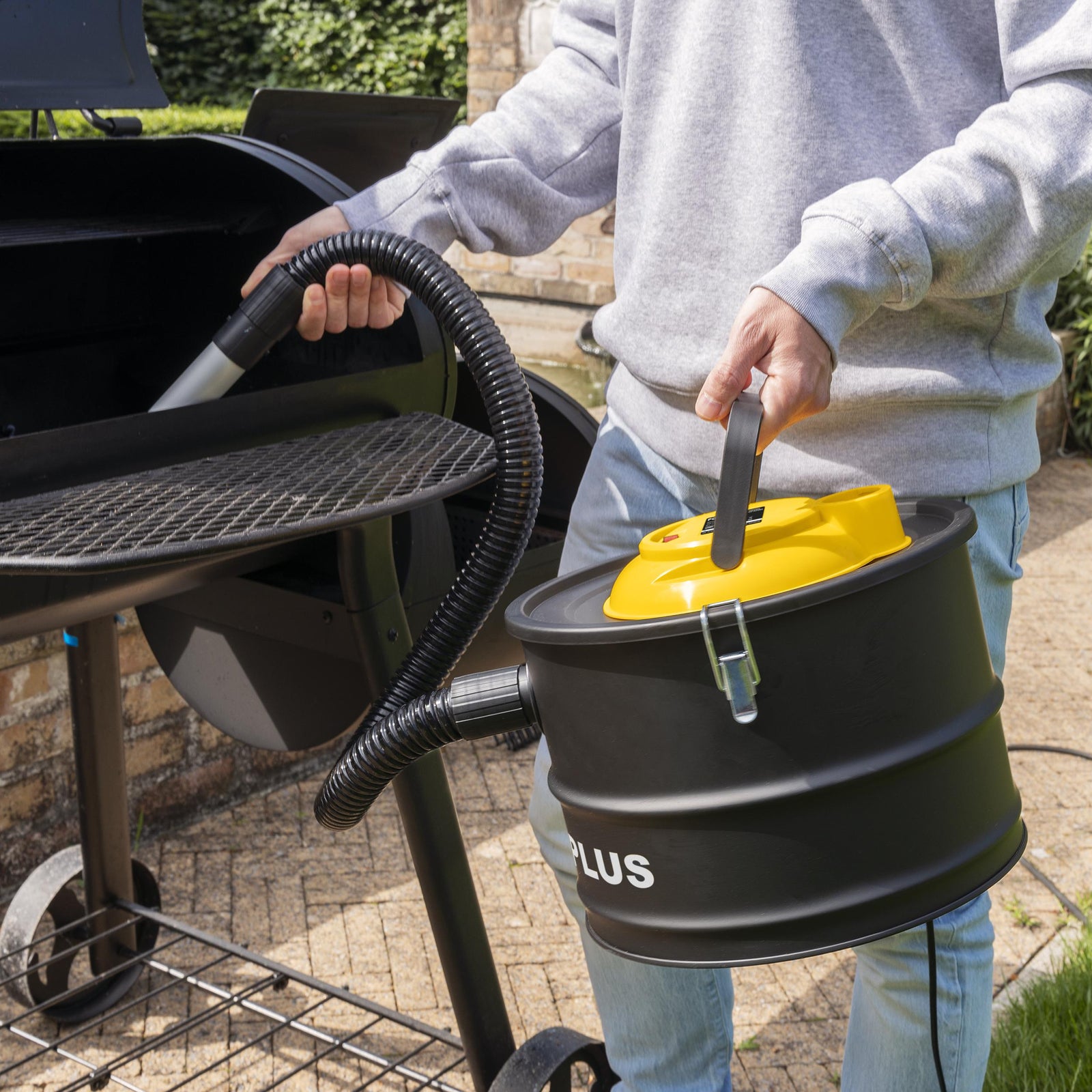 Askestøvsuger 15 liter 1000 watt