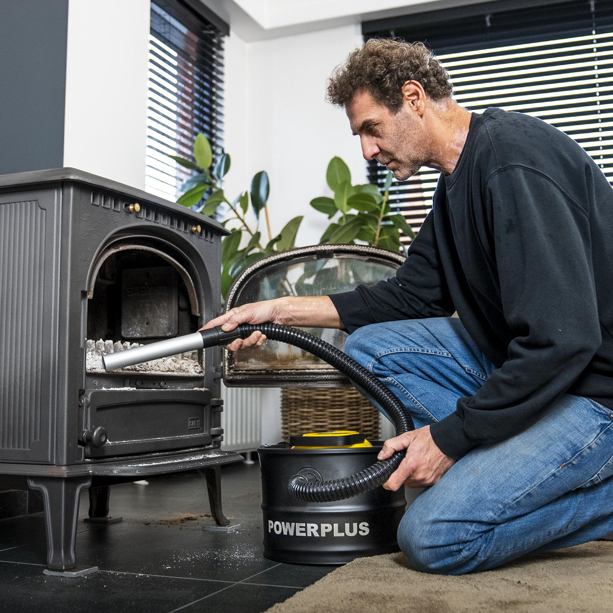 Askestøvsuger 15 liter 1000 watt