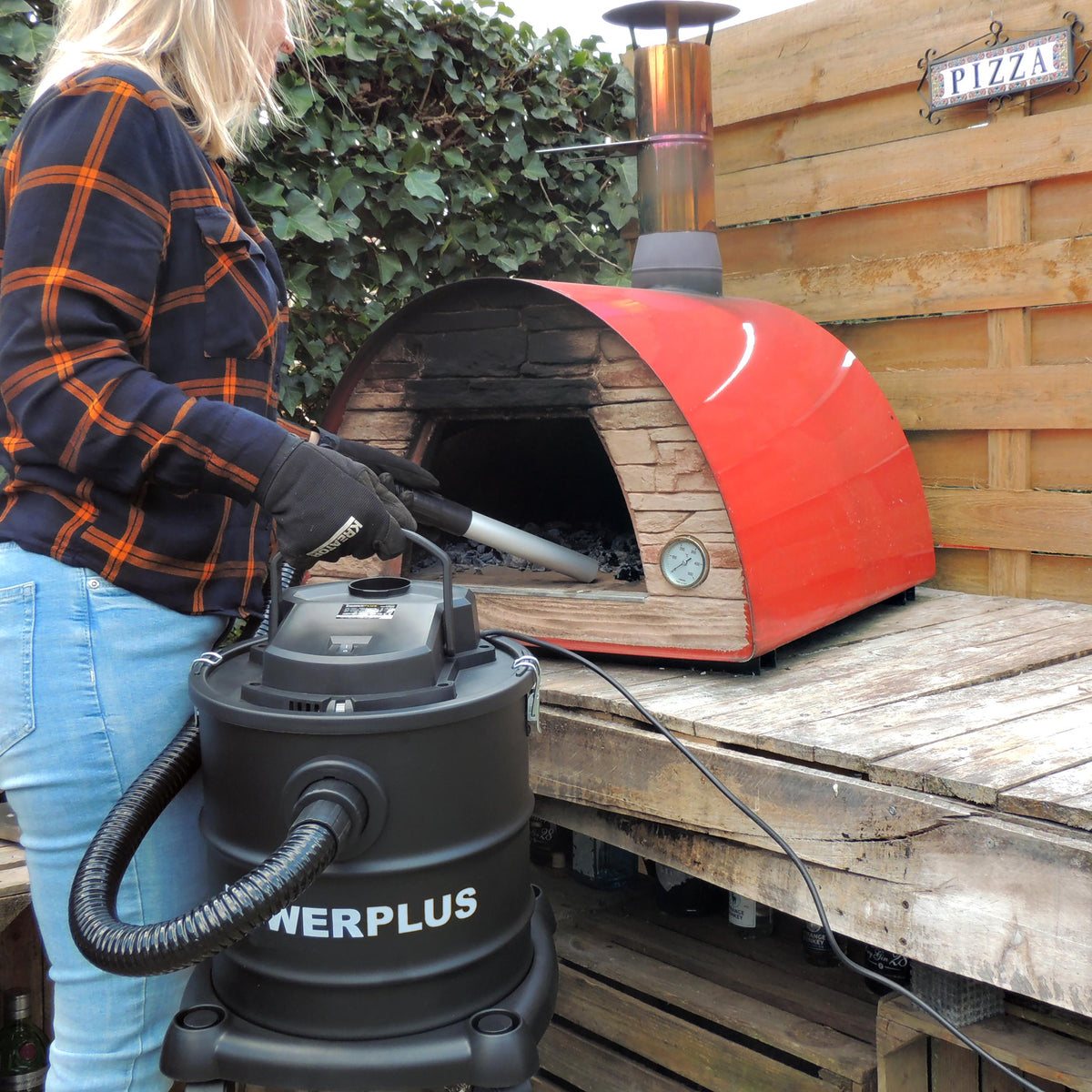 Askestøvsuger 20 liter 1200 watt