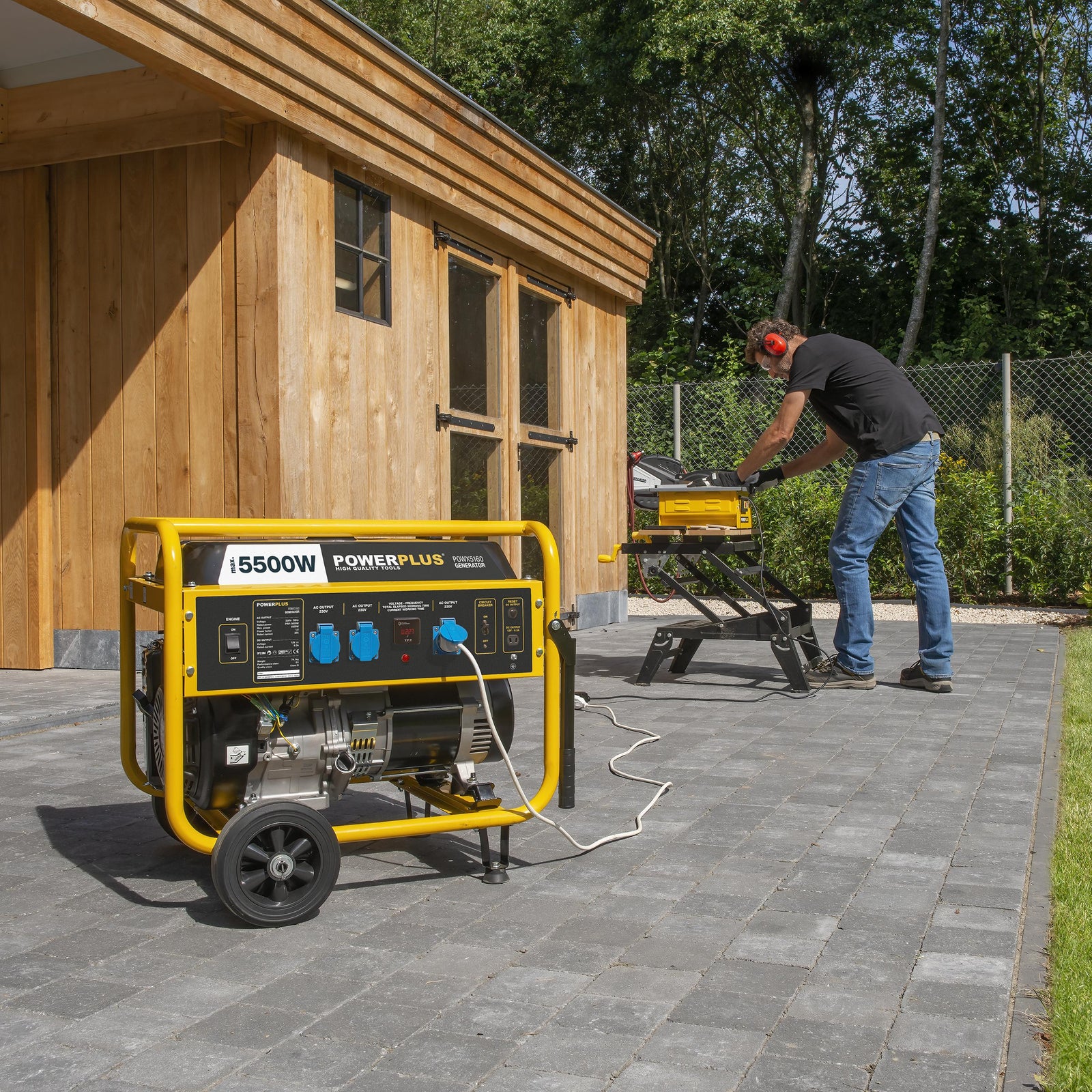 Benzin generator med hjul 5500 W 25 L