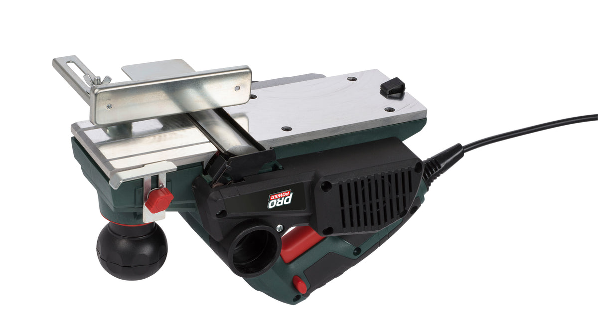 El-høvl 900 W med høvlbredde 82 mm
